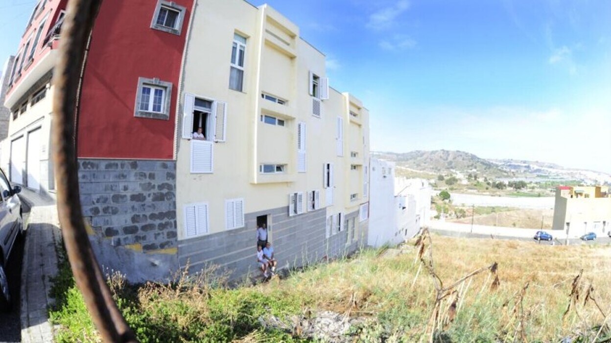 Solo piden una calle para entrar a casa