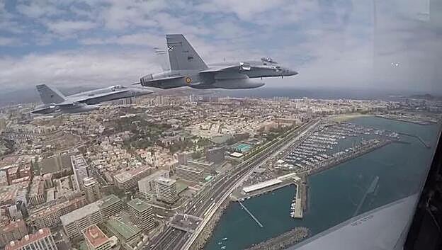 El estruendo de los aviones del Ejército