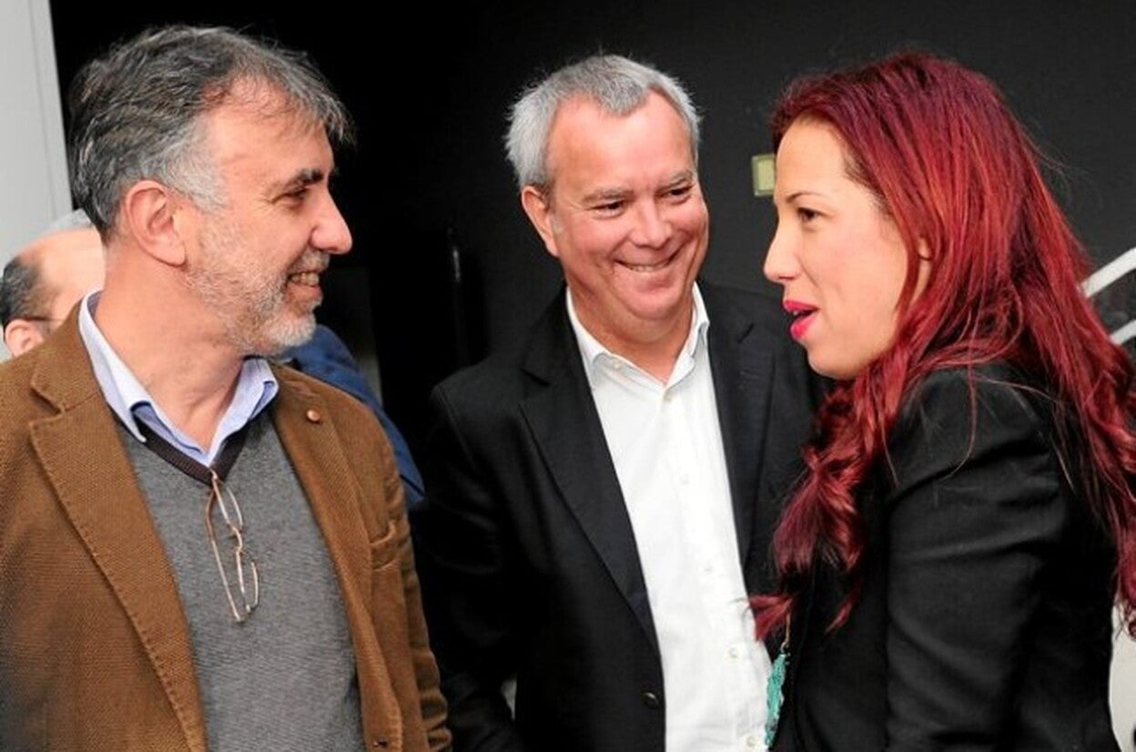 El PSC se prepara para unas primarias a tres bandas