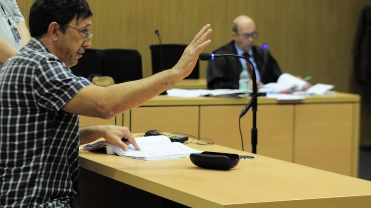 El policía acusado de poner dos multas falsas: «Cumplí mi deber»