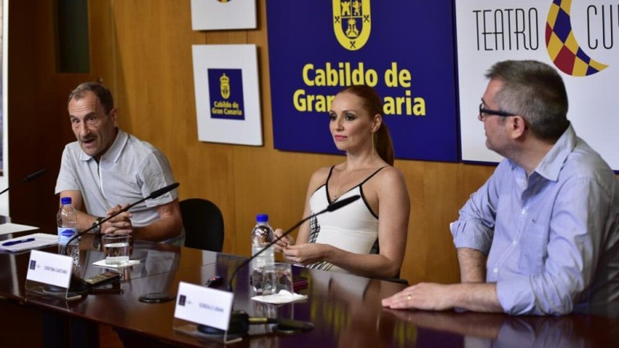 Cristina Castaño se despide de Sally Bowles en el Cuyás