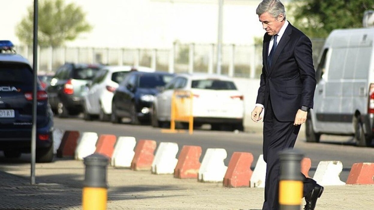 Acebes: «Nadie en el PP sabe de la existencia de una contabilidad B»