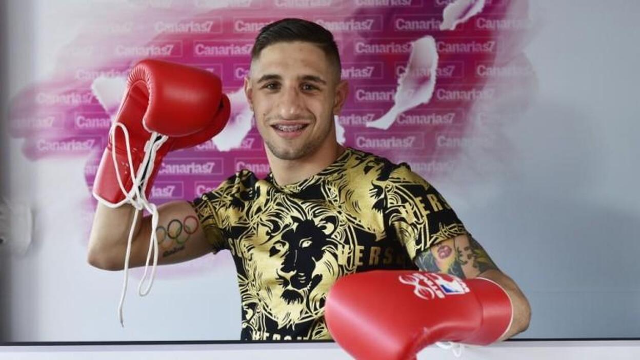 Carmona se mete en semifinales del Europeo