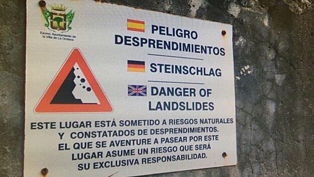 El mismo texto fue utilizado por el Ayuntamiento de La Orotava. /  C7