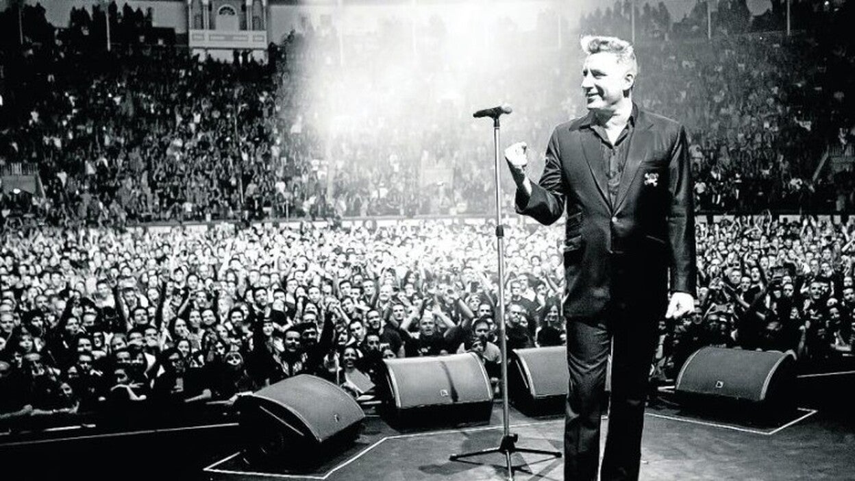 Loquillo congrega a más de 7.000 fieles en Gran Canaria y Tenerife