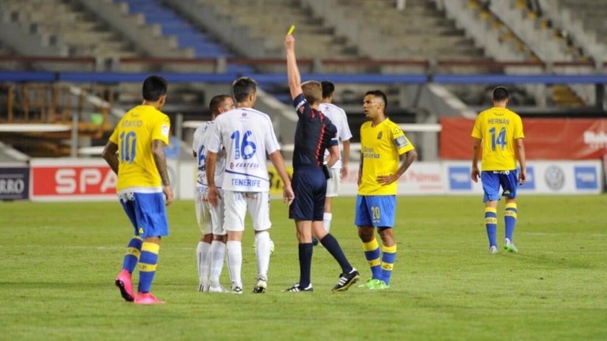 La UD Las Palmas se enfrentará al Tenerife el 2 y 8 de agosto