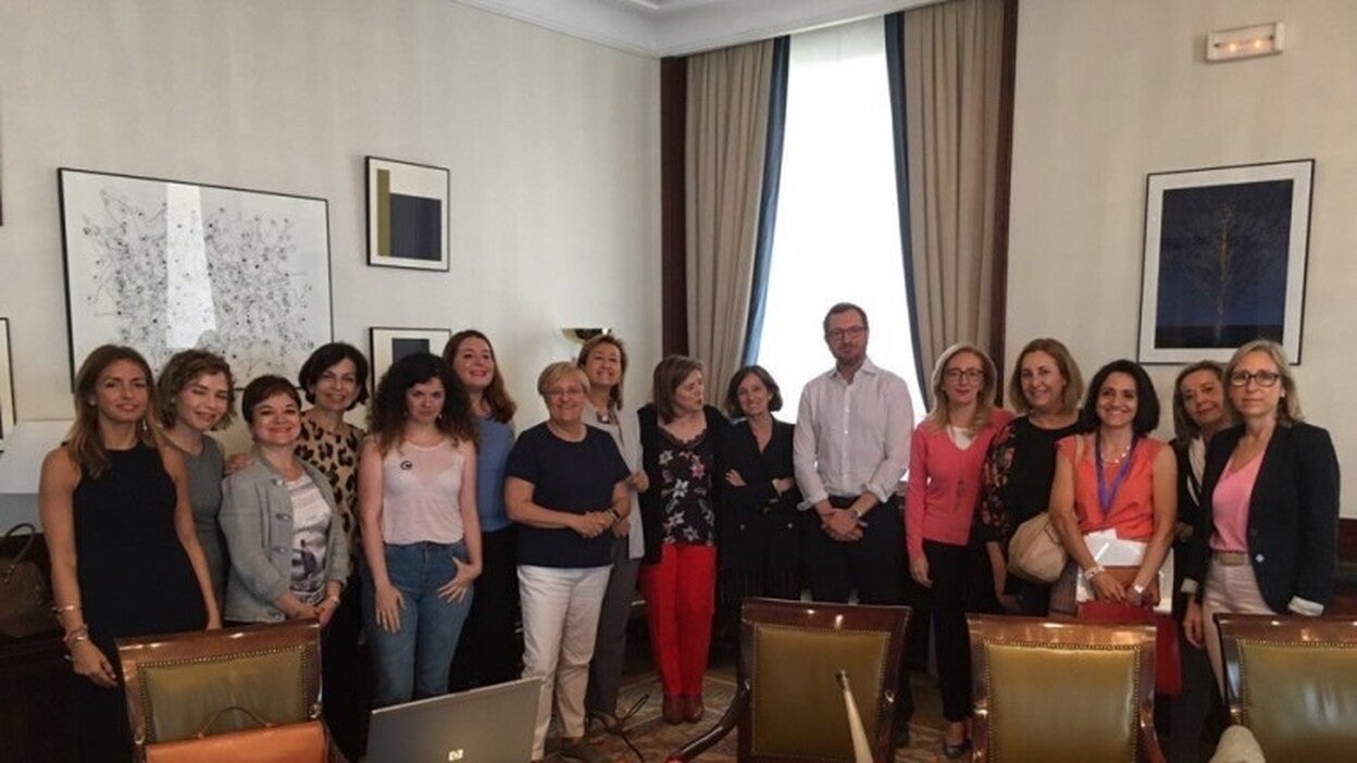 1.000 millones contra la violencia de género