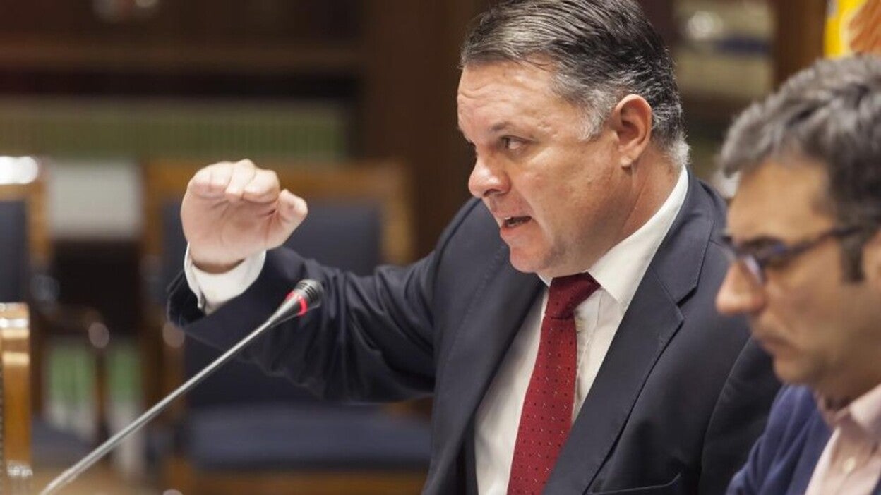 El PP confía en que Negrín "actúe en consecuencia"