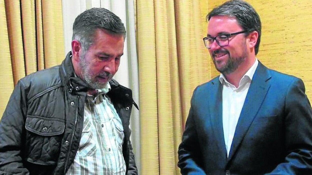 PP y PSOE se unen contra CC