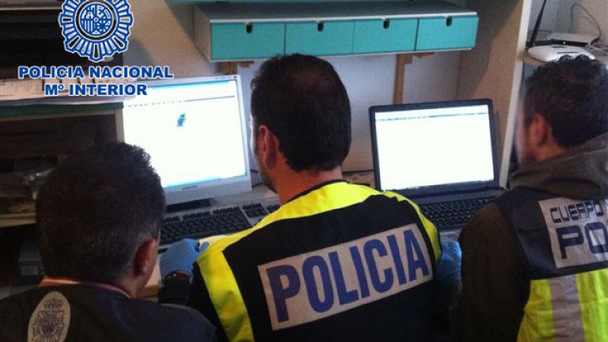 Detenido por acosar en Facebook a menores