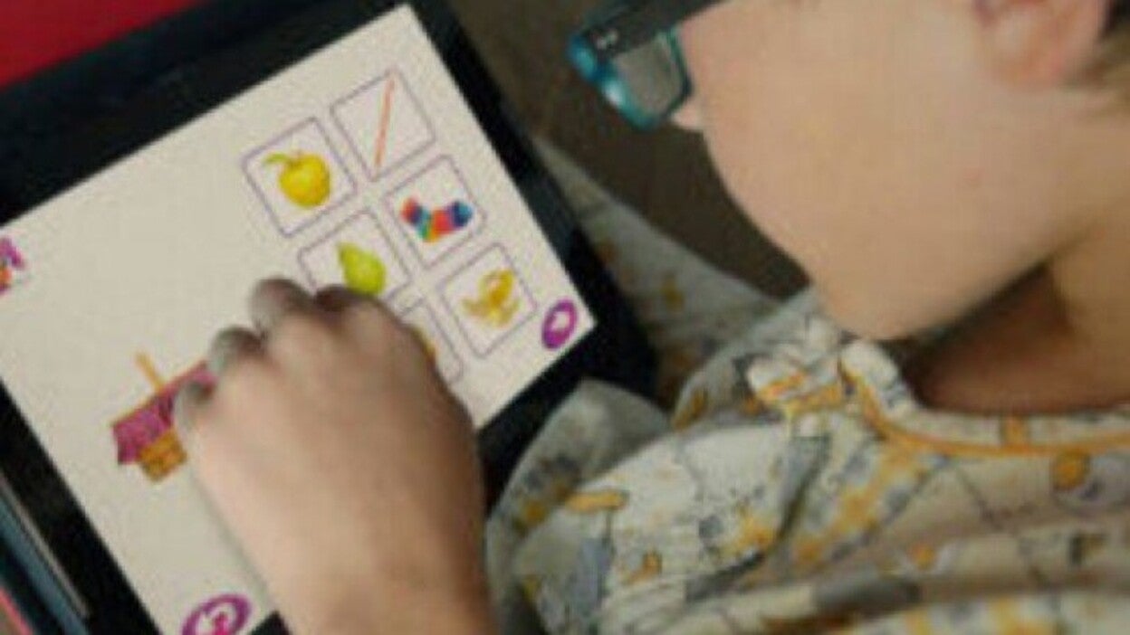 Crean una app que ayuda a leer a niños con síndrome de Down