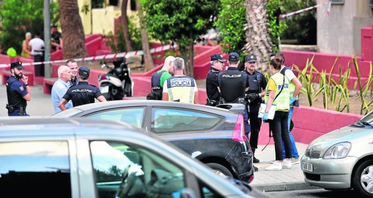 Investigan de dónde salió el arma