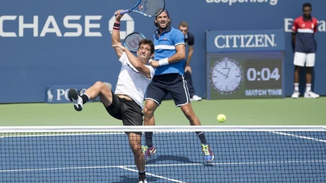 Feliciano y Marc López jugarán la final de dobles
