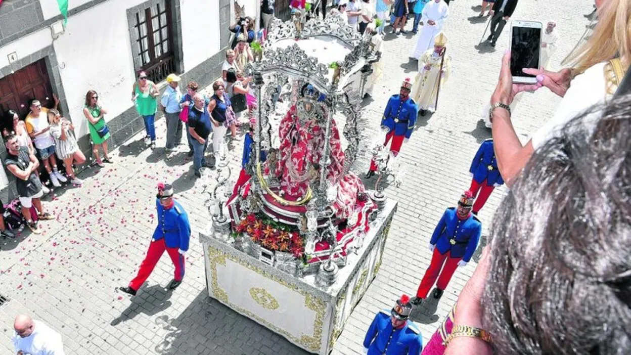 Menos fe de camino a Teror