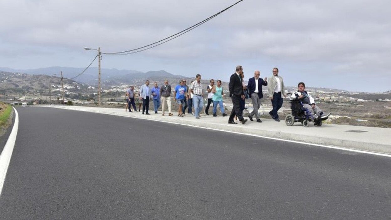 La acera, cuarenta años después