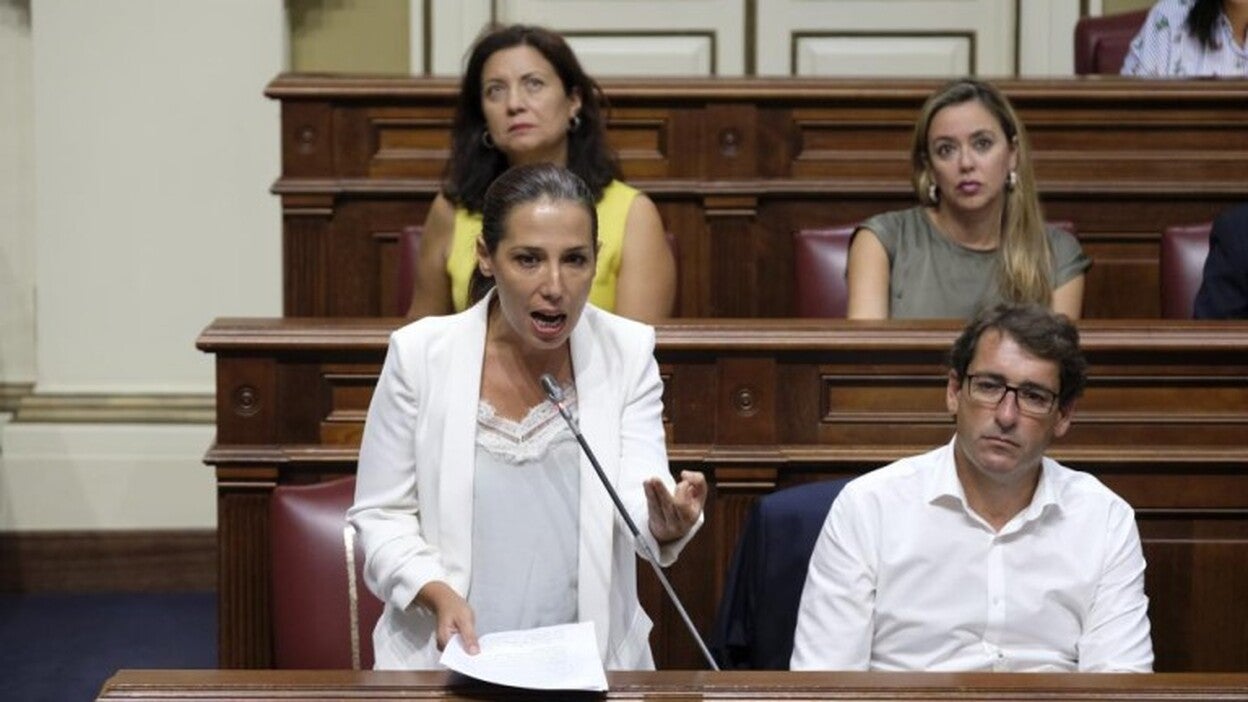 La nueva cúpula del PSC pide disciplina a sus diputados