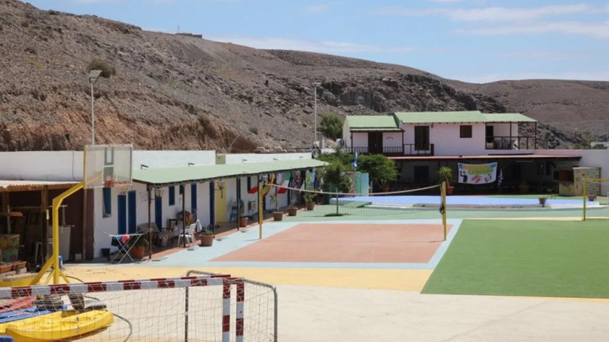 Antigua desaloja a su propio concejal del albergue municipal de Pozo Negro