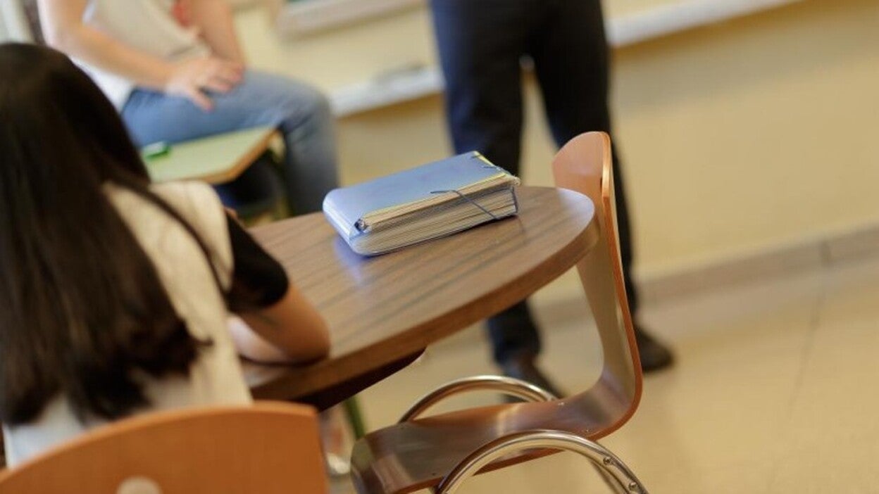 Casi la totalidad de las escuelas públicas cierran por no asistir alumnos