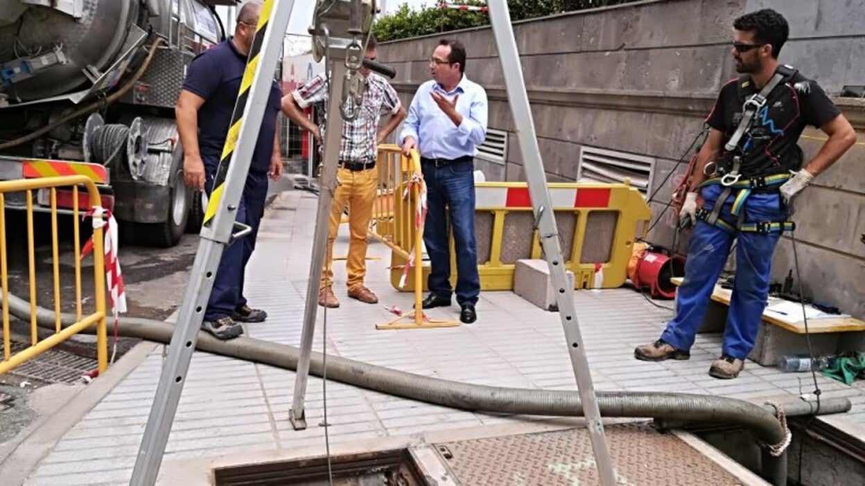 Retiradas 510 toneladas de lodo del depósito de tormenta de La Cícer