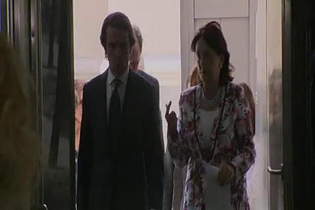 La FAES de Aznar urge a Rajoy a actuar ya