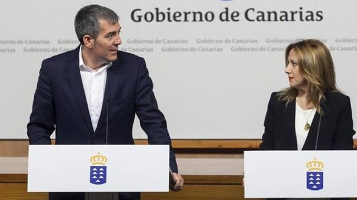 Asesores de gobierno por carné de partido