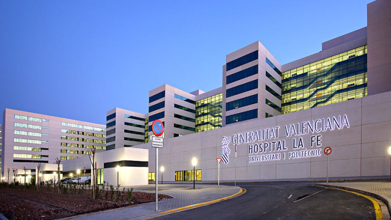 Muy grave tras recibir una paliza de su exnovio