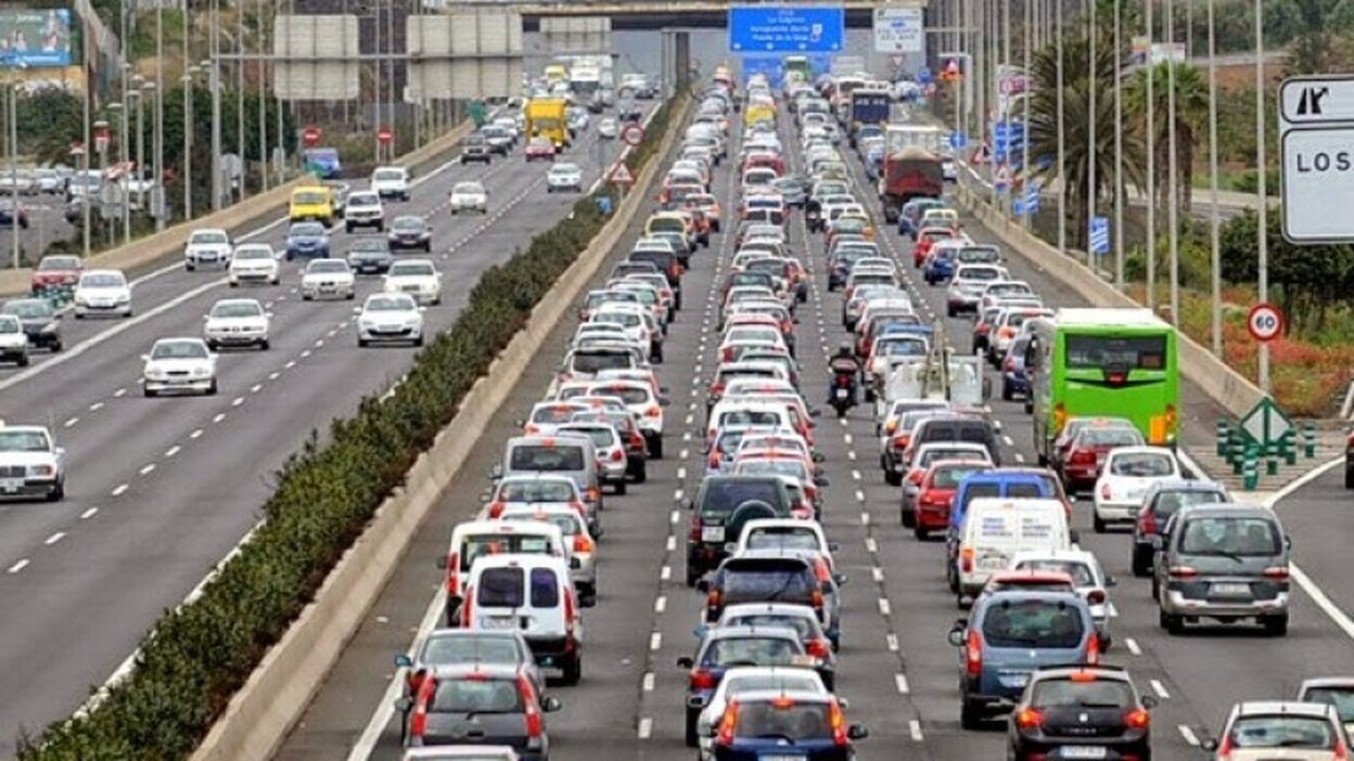 Tenerife pide «prioridad absoluta» en carreteras