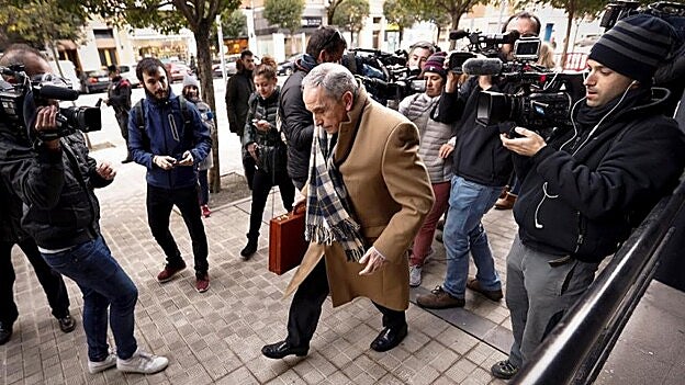 La Manada realizó una violación «conjunta y coordinada»