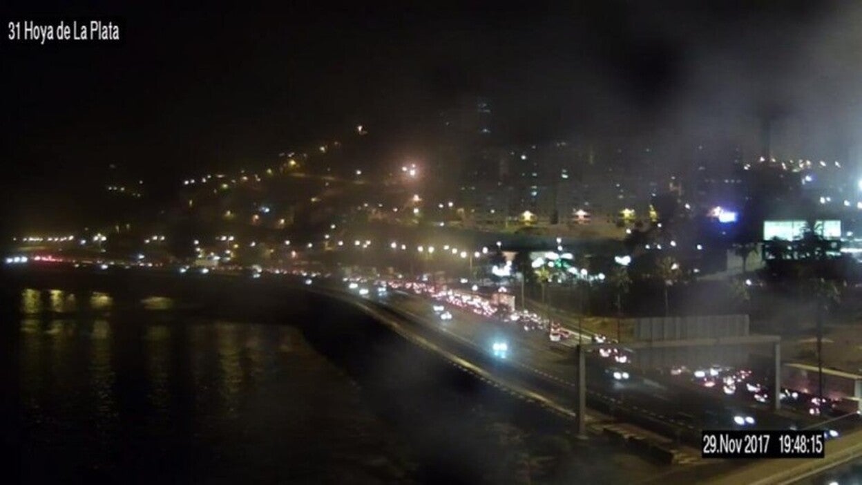 Un accidente colapsa la ciudad a la altura de La Laja