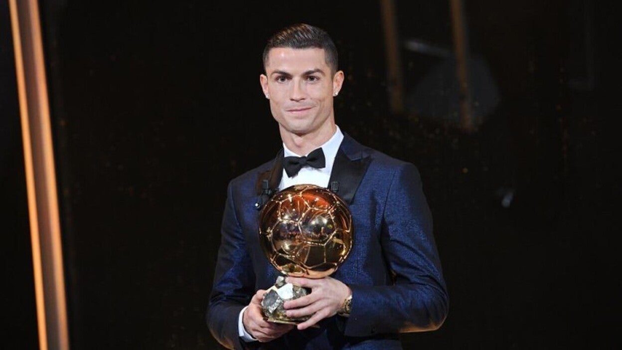 Cristiano Ronaldo iguala a Messi con su quinto Balón de Oro