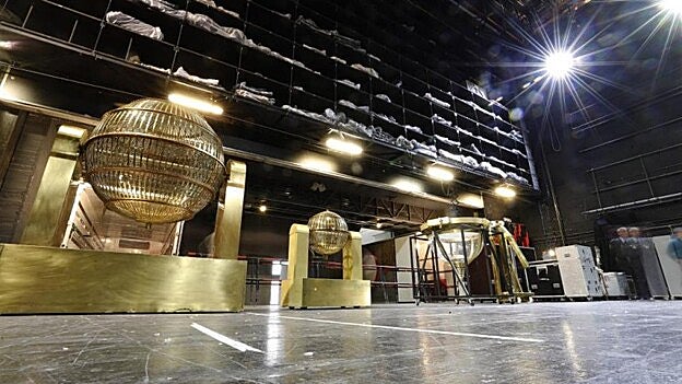 Los bombos de Navidad suben al escenario