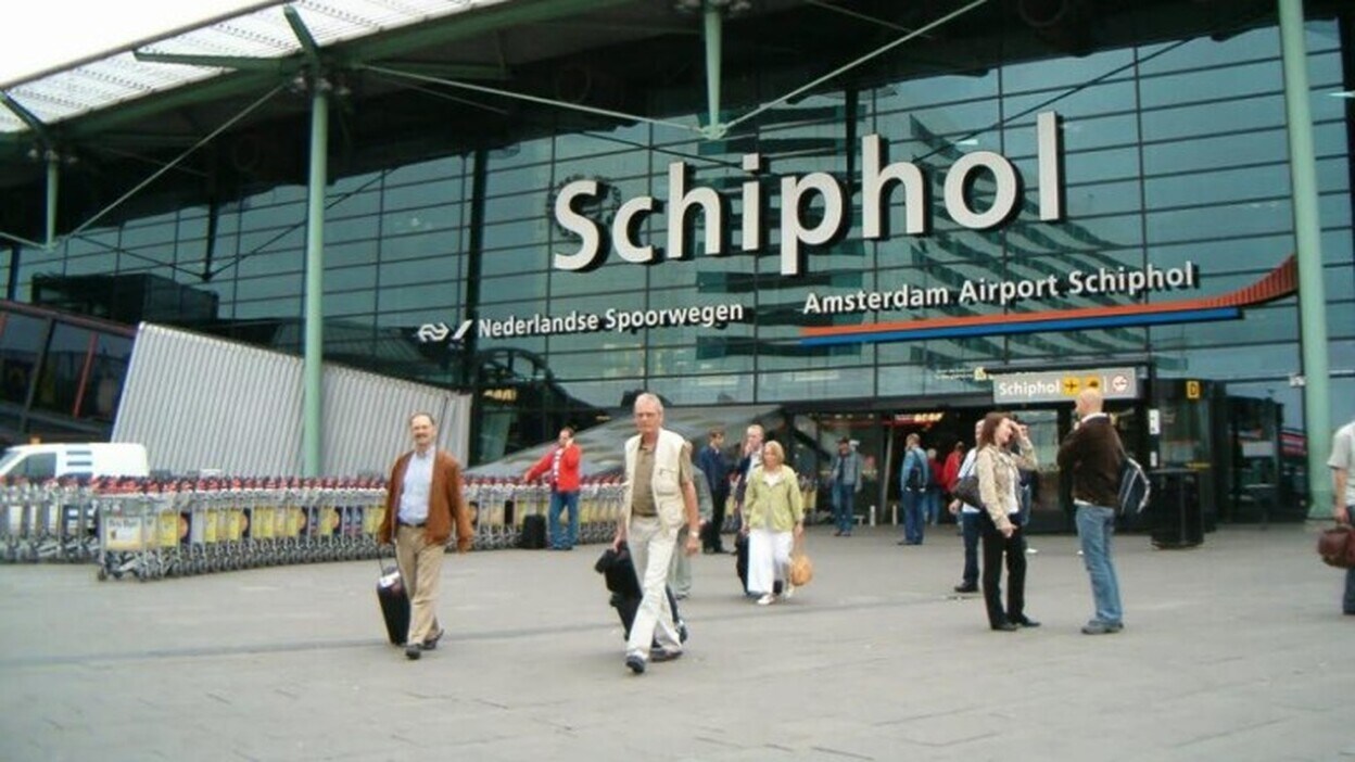 Tiroteo en el mayor aeropuerto de Holanda