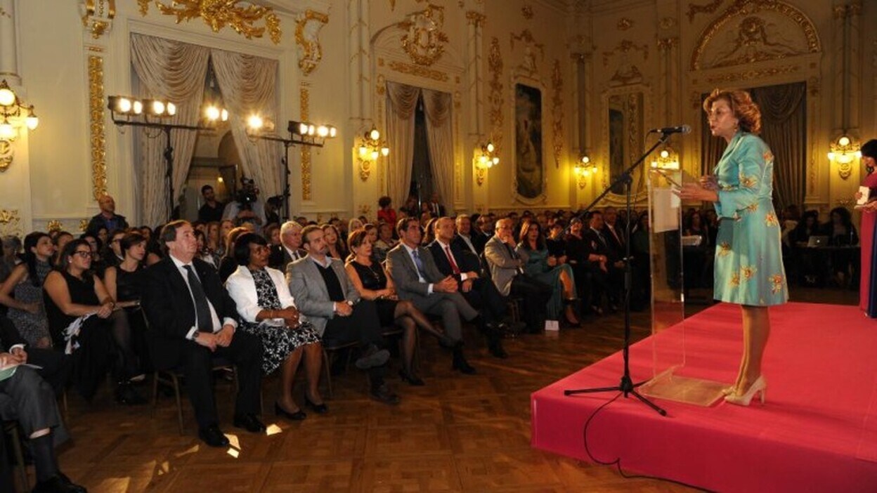 Entrega de los Premios Charter100 en el gabinete