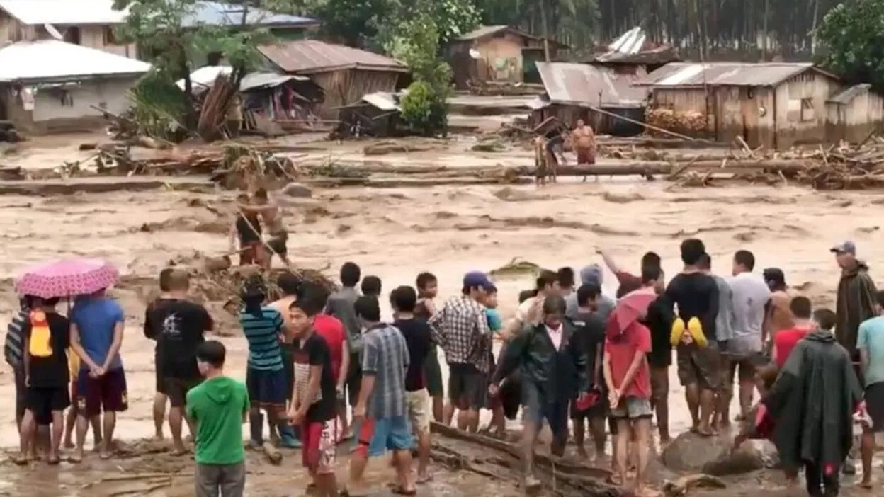 Aumentan a 230 los muertos en Filipinas