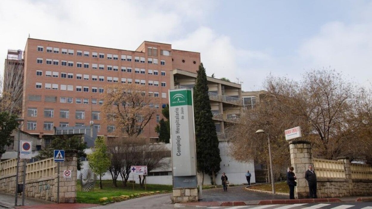 Facua pide la clausura de tiendas que vendan petardos a niños