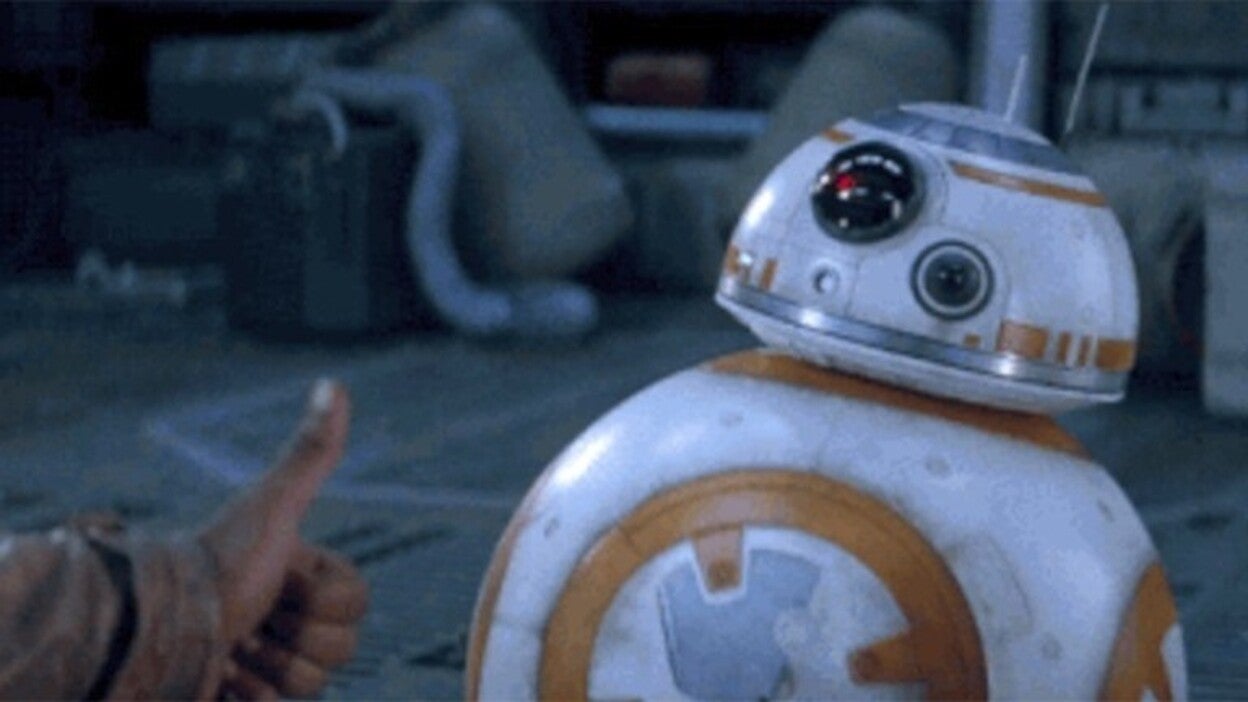 "Star Wars" celebra la Navidad liderando la taquilla