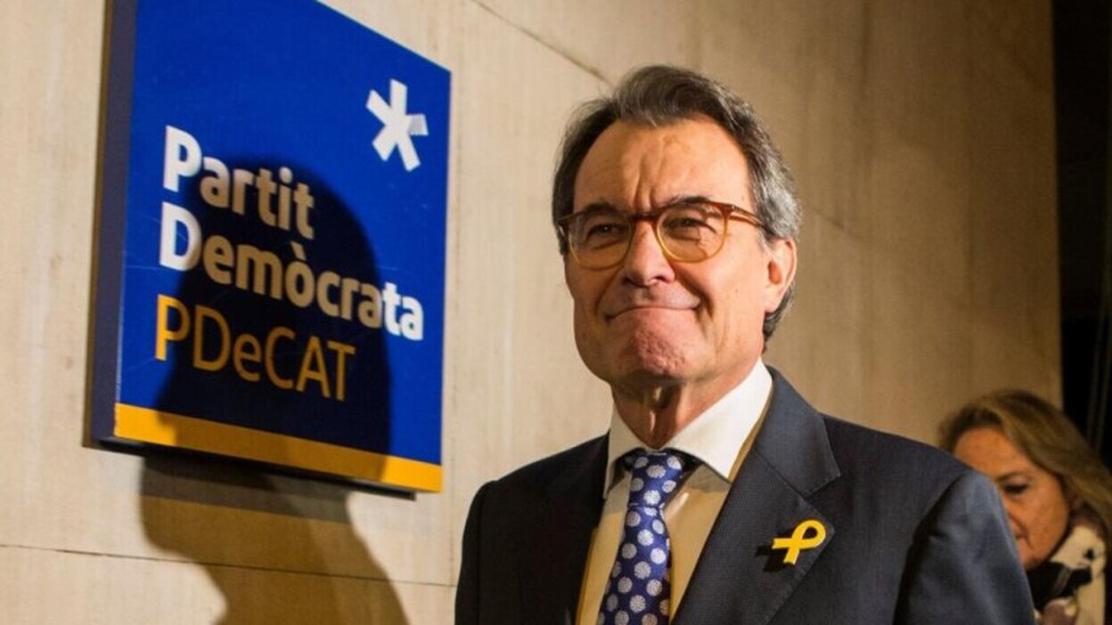 Artur Mas deja la presidencia del PDeCAT