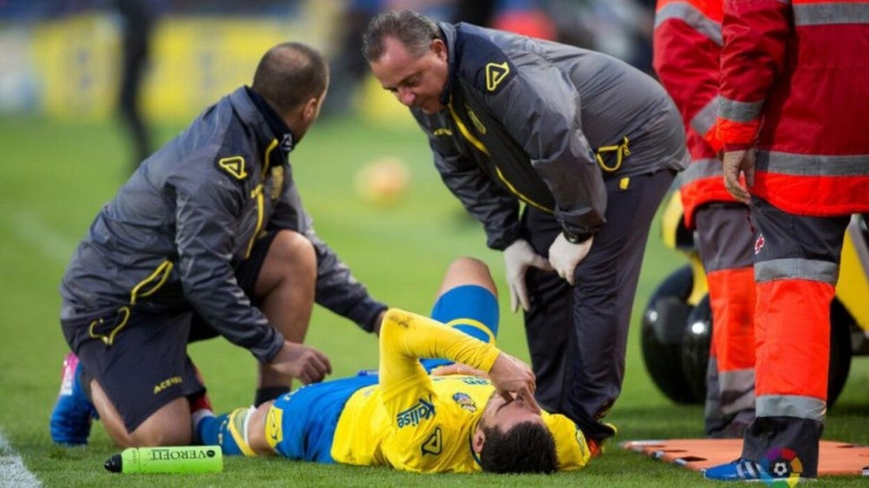 Bigas, de cuatro a seis semanas de baja