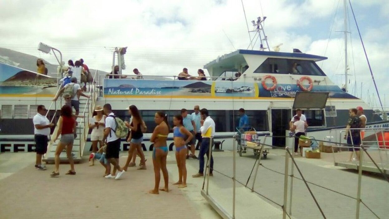 La Graciosa, aislada por el temporal
