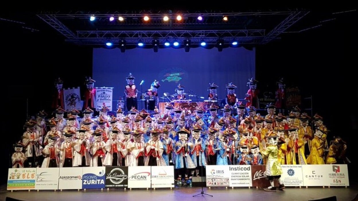 Una murga que dicta sentencia