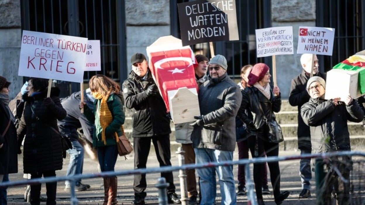 Miles de personas denuncian «las masacres» de Turquía