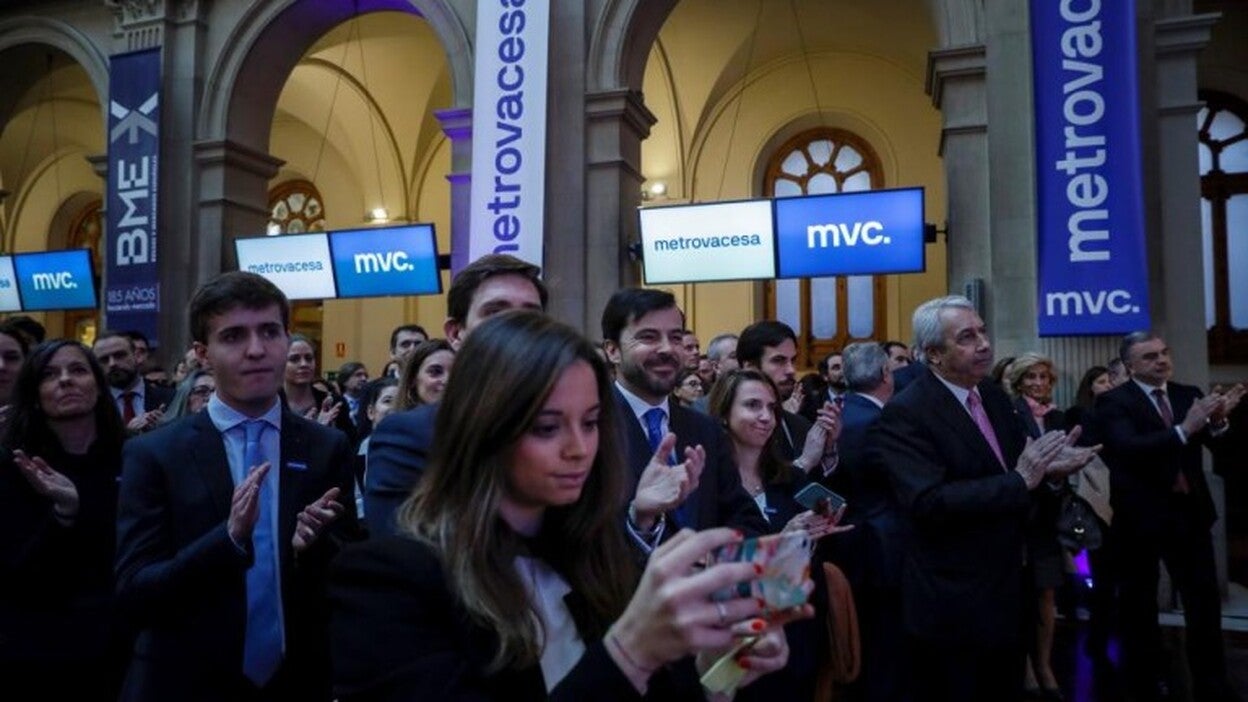 El Ibex cae el 2,53% y retrocede a niveles de marzo lastrado por Wall Street