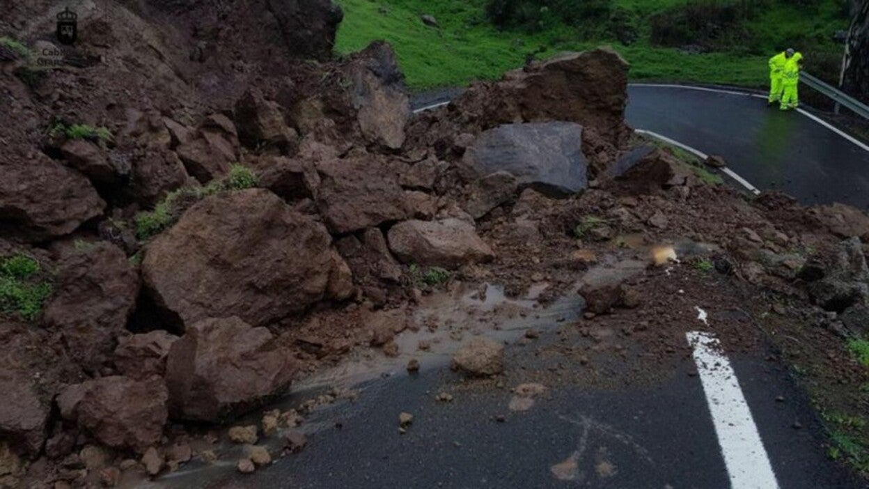 Desprendimientos en La Bodeguilla y Las Peñas