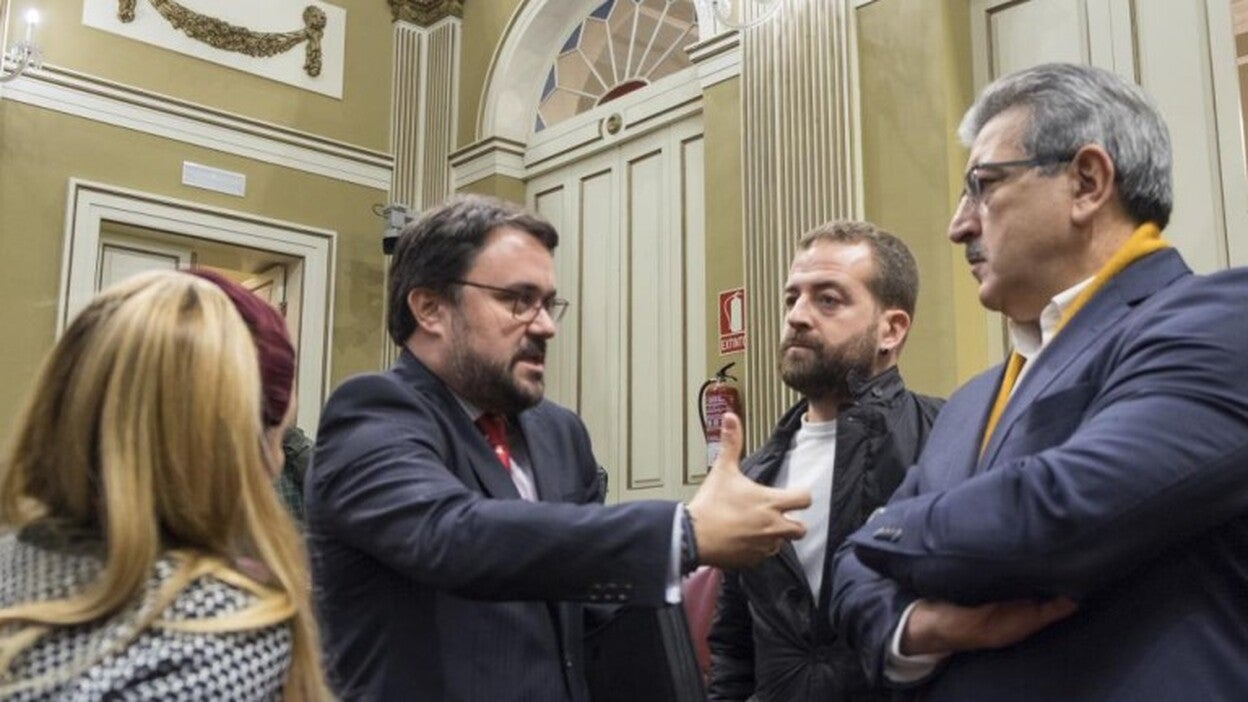 Podemos y NC piden al PSC y CC que replanteen su objetivo