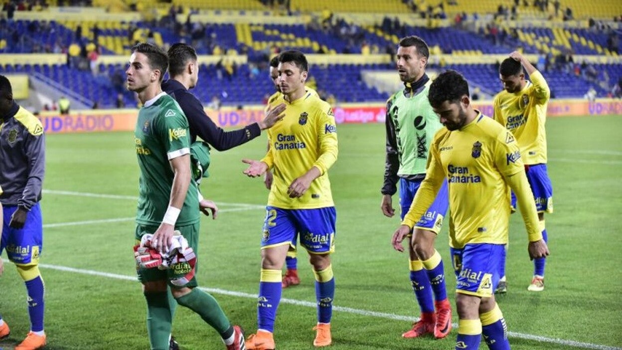 Bacca y Sansone dejan en evidencia a la UD (0-2)