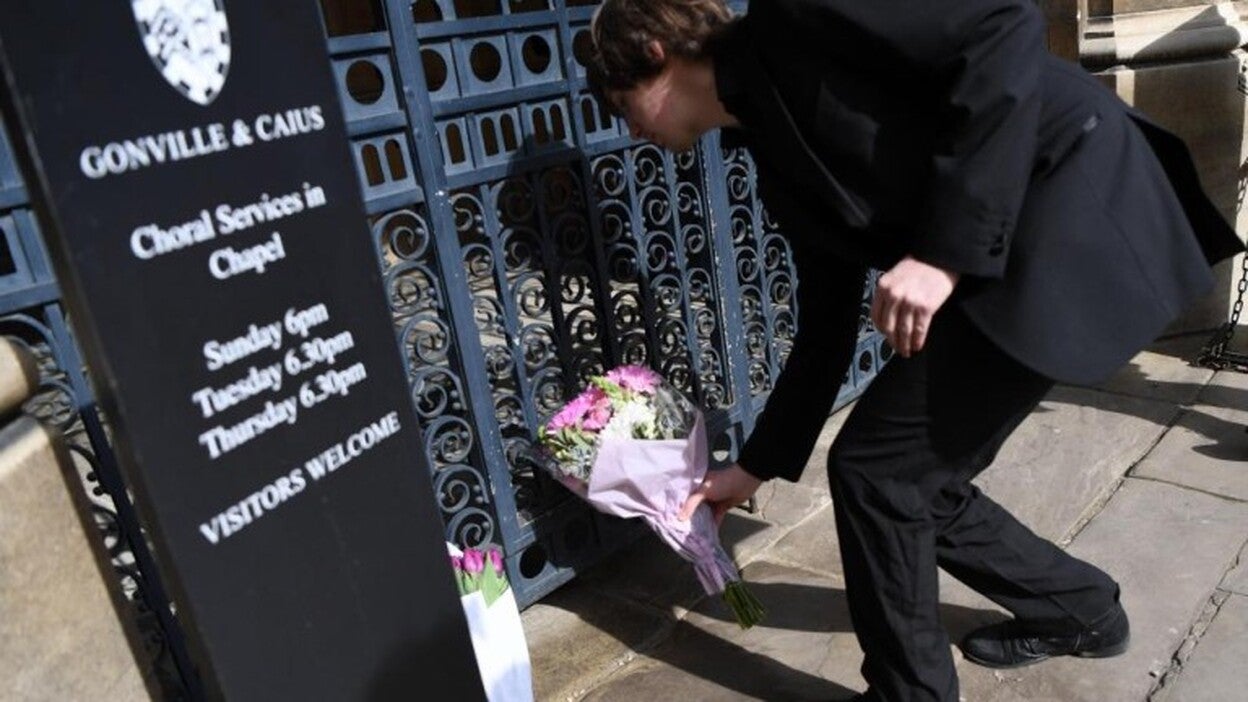 Las cenizas de Stephen Hawking se enterrarán en la abadía de Westminster