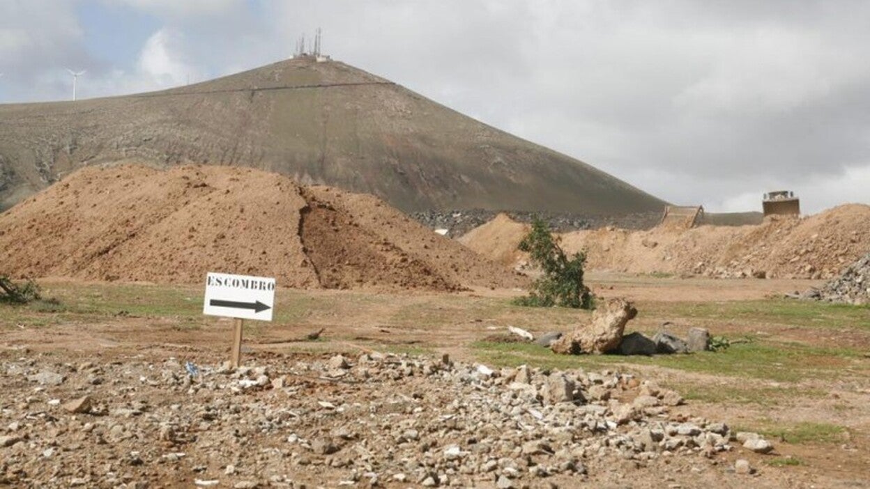 El Gobierno tramita eliminar las cuatro grandes escombreras