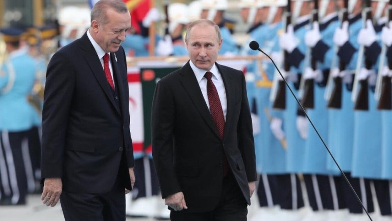 Putin pide ser parte de investigación del ataque al espía Skripal