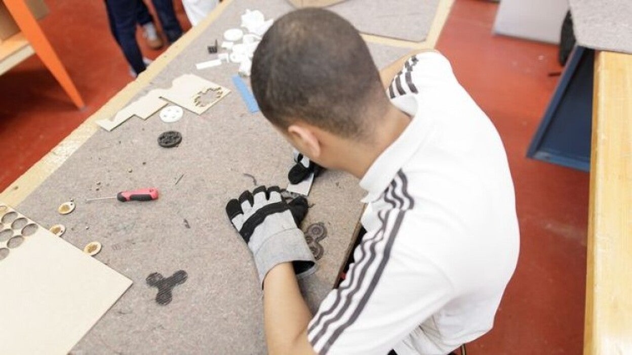 La mayoría de contratos en Canarias están relacionados con títulos de FP