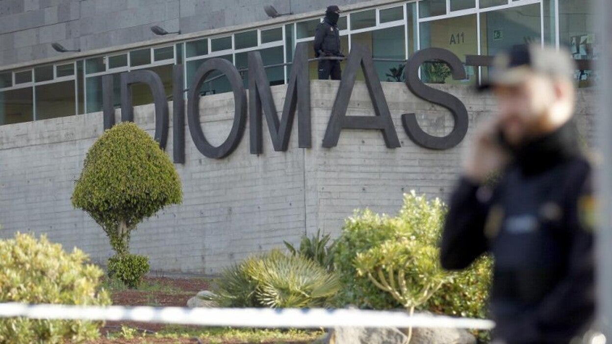 Suspendidas las clases en la Escuela de Idiomas de La Laguna